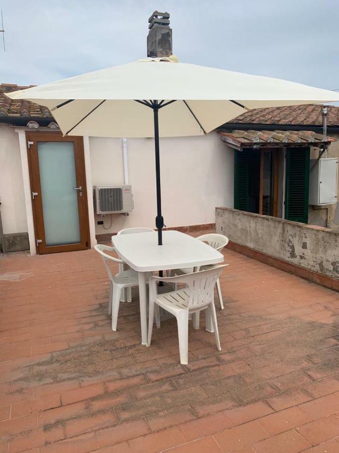 Casale Falcone Piombino Esterno foto